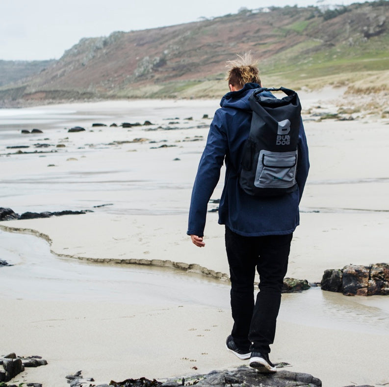 Bulldog 25 Litre Dry Back Pack